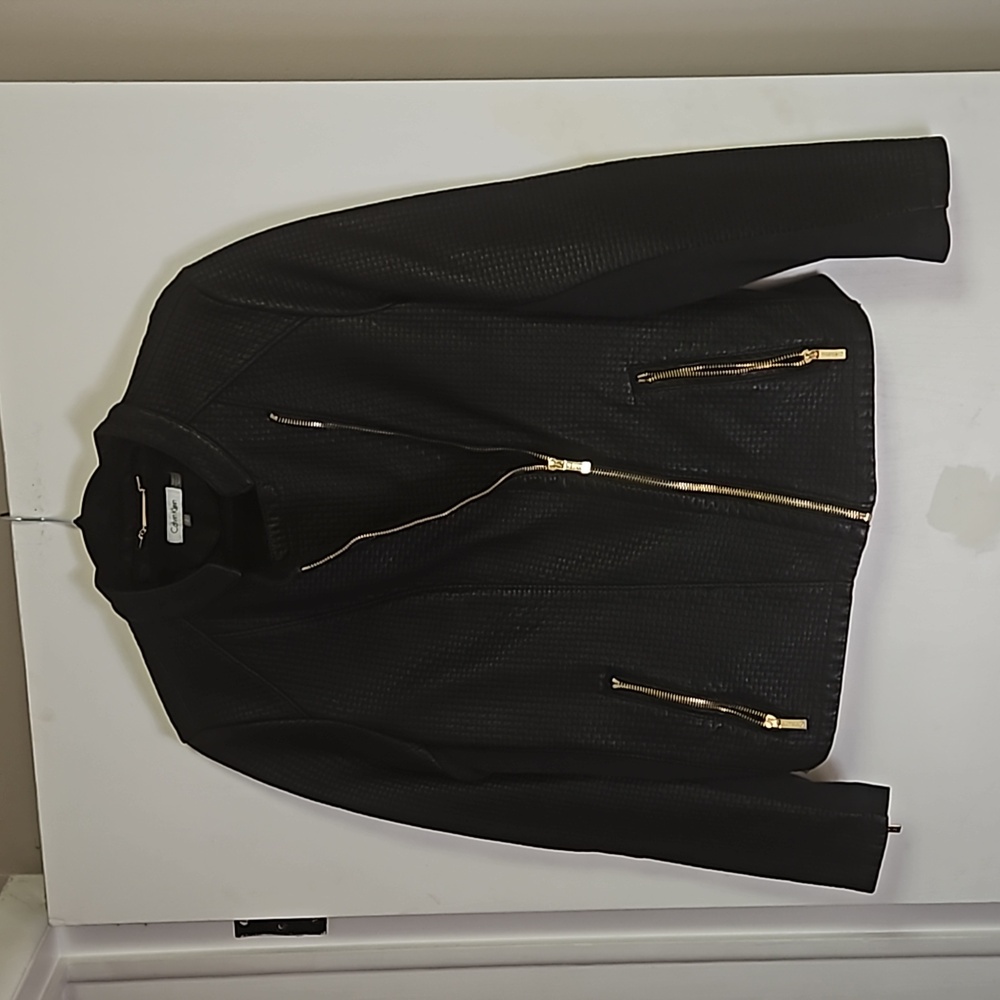 Calvin Klein size L moto jacket quilted faux leather with gold zipper detail